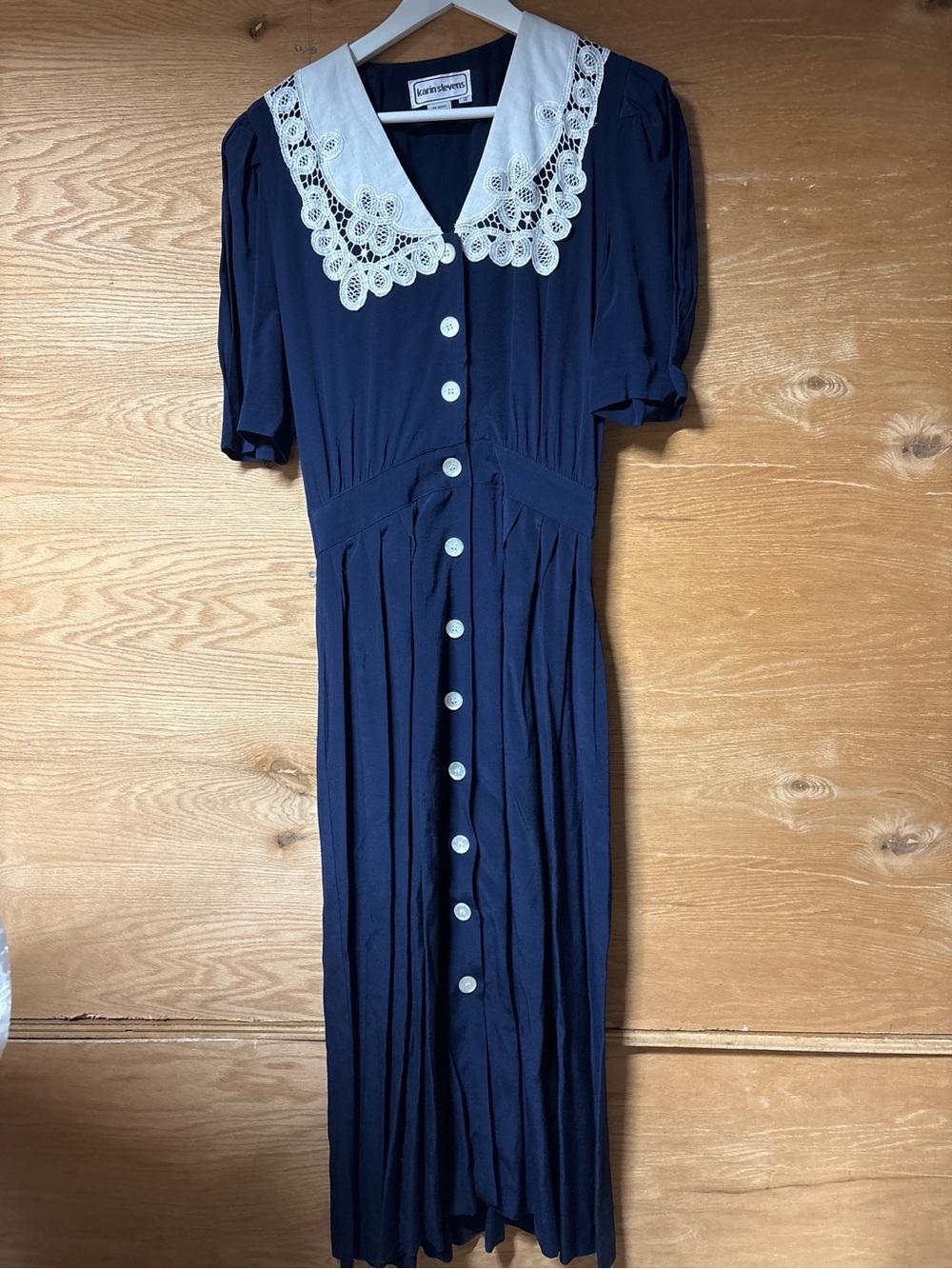 Karin Stevens vintage Navy Midi Dress with White Lace Collar